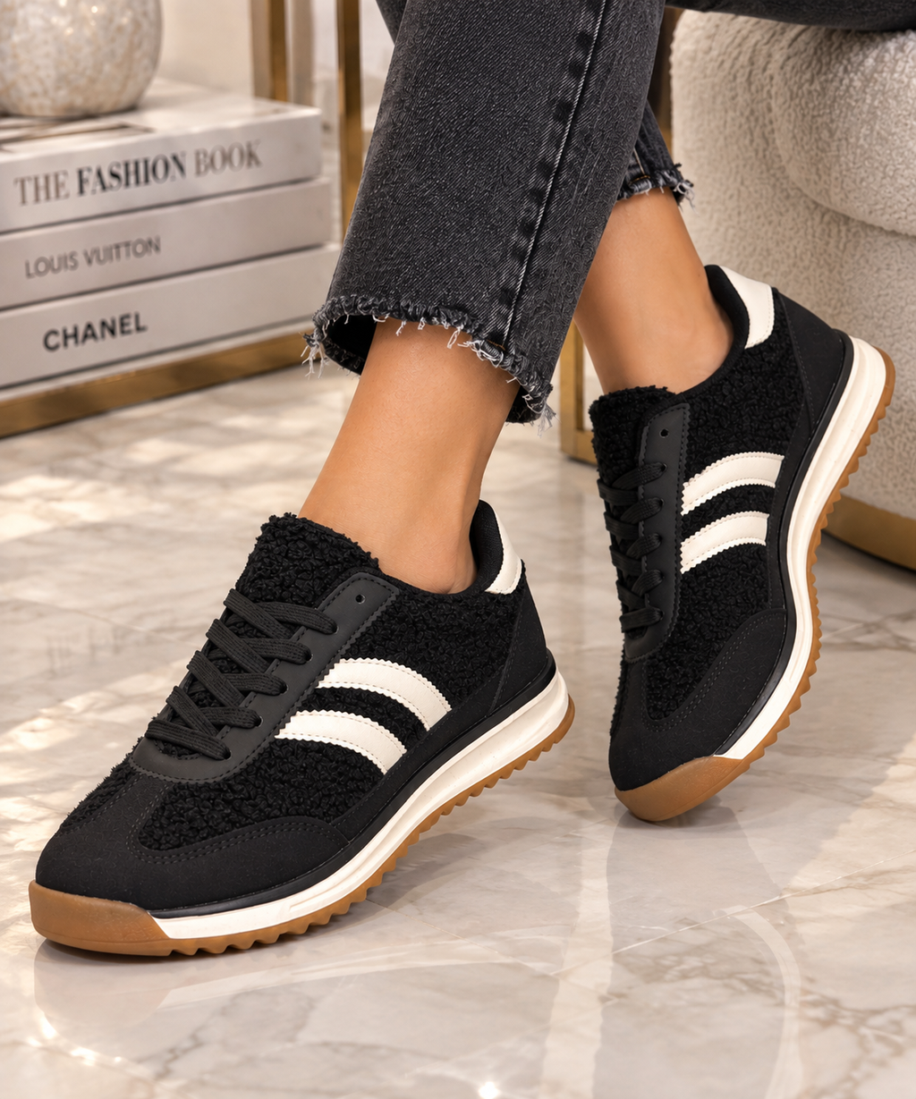 Pantofi Dama Sport din Piele Ecologica Negrii Cod: B323 (A9)
