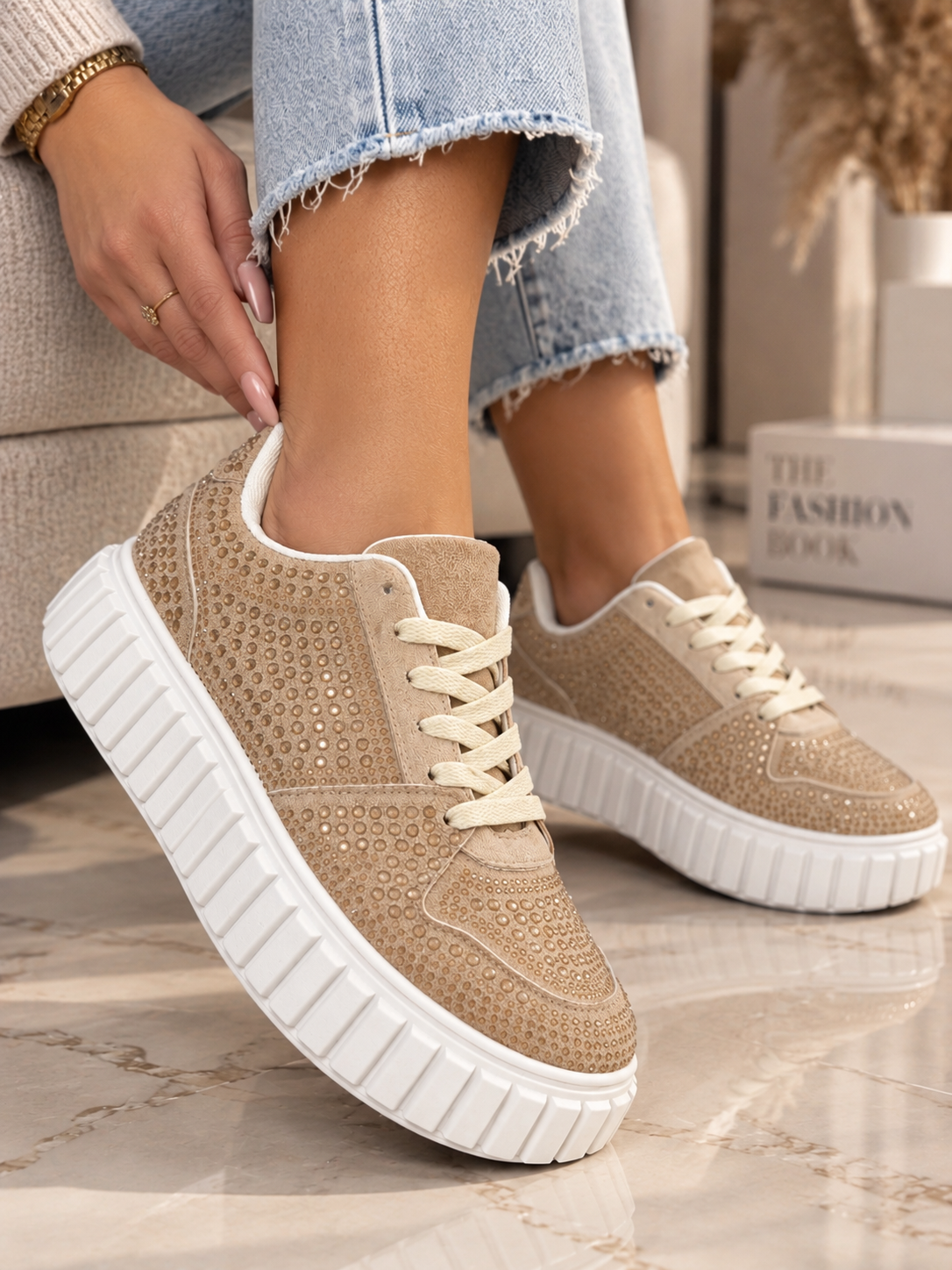 Pantofi Dama Sport din Piele Eco Intoarsa Maro Cod: LA335 (A9)