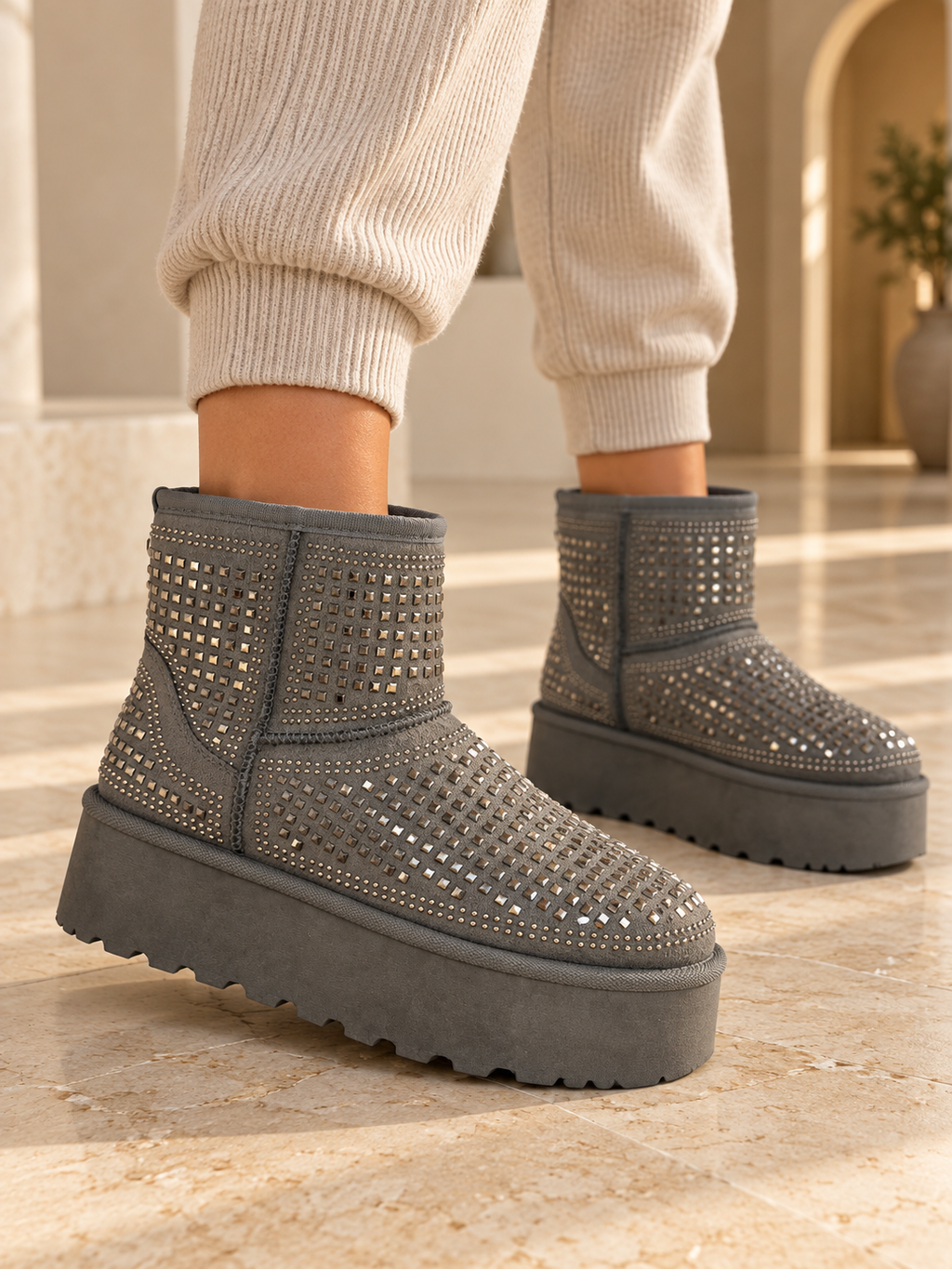 Ghete Dama din Piele Ecologica Intoarsa Gri  Cod: B009 (E3)