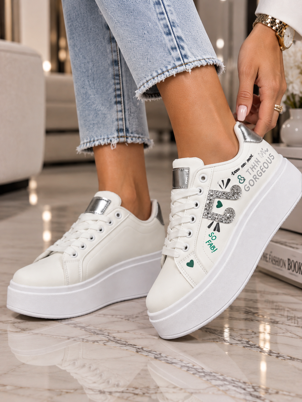 Pantofi Dama Sport din Piele Ecologica Albi Cod: LA833 (B6)