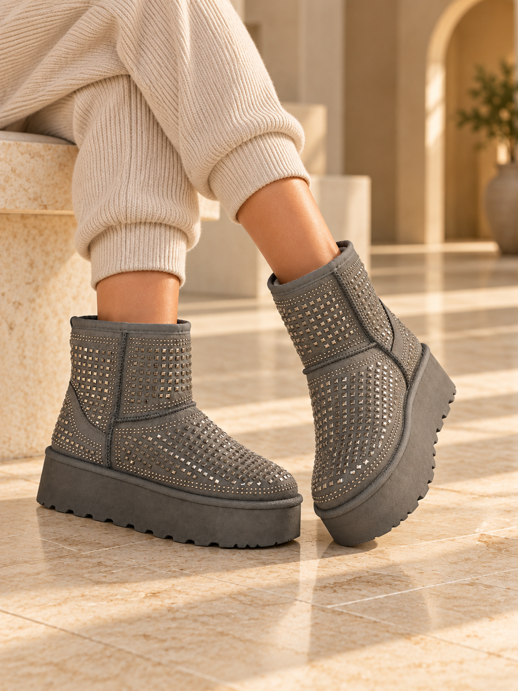 Ghete Dama din Piele Ecologica Intoarsa Gri  Cod: B009 (E3)