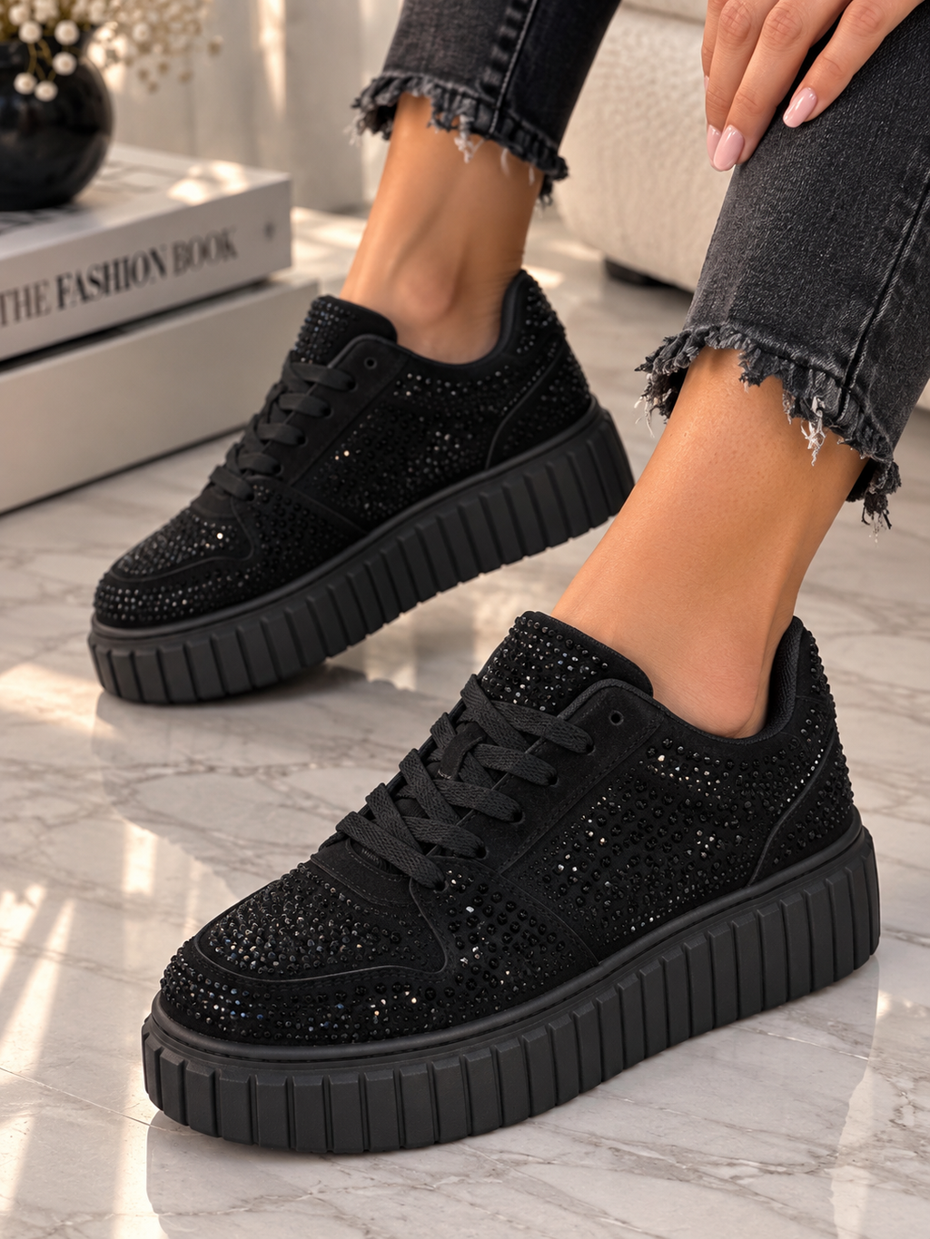 Pantofi Dama Sport din Piele Eco Intoarsa Negrii Cod: LA335 (A3)