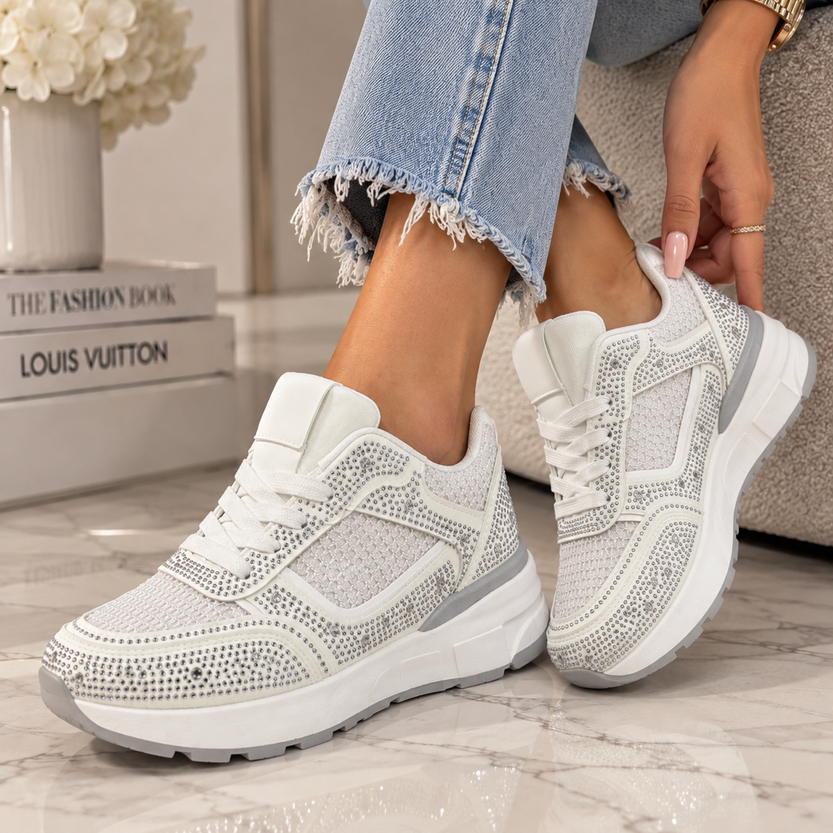 Pantofi Dama Sport din Piele Ecologica Albi Cod: LA838 (A9)