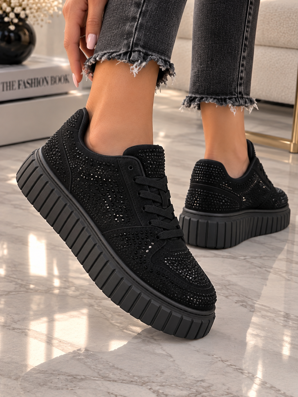 Pantofi Dama Sport din Piele Eco Intoarsa Negrii Cod: LA335 (A3)